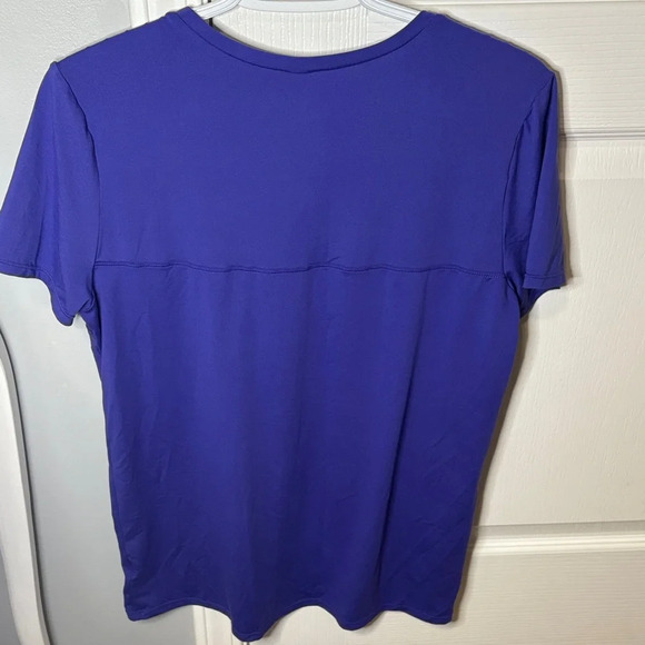 Lole Women's V-Neck Purple Tee - Picture 3 of 4